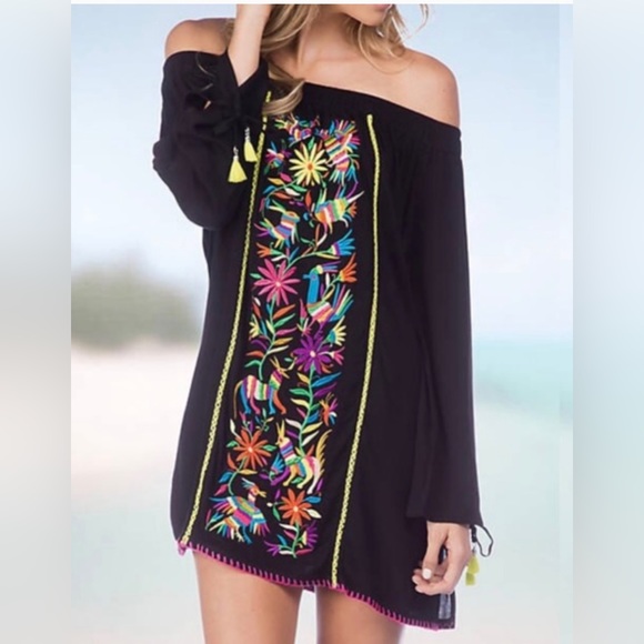 Nanette Lepore Other - Nanette Lepore Isla Marietas Embroidered Off The Shoulder Tunic Cover Up, L, EUC